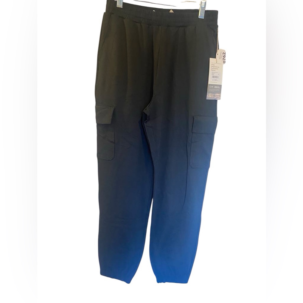 Nwt Vuori Boyfriend Cargo Joggers Size S